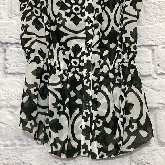 TEMPERANCE Sleeveless Peplum Blouse Size Extra Small - Picture 4 of 10